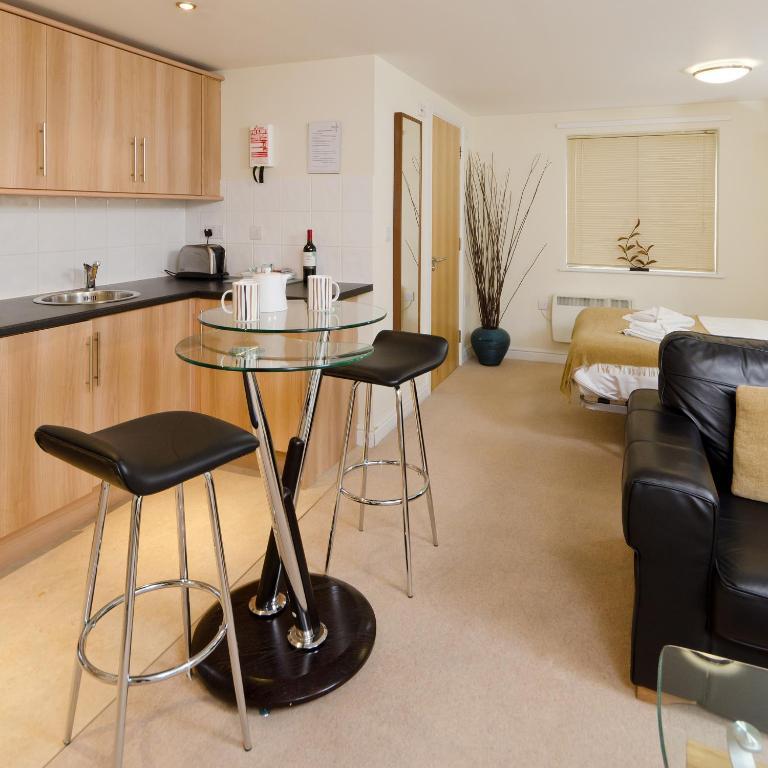 Your Stay Bristol Cotham Lawn Quarto foto