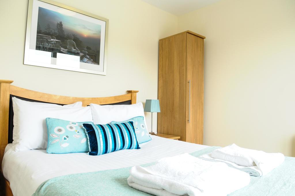 Your Stay Bristol Cotham Lawn Exterior foto