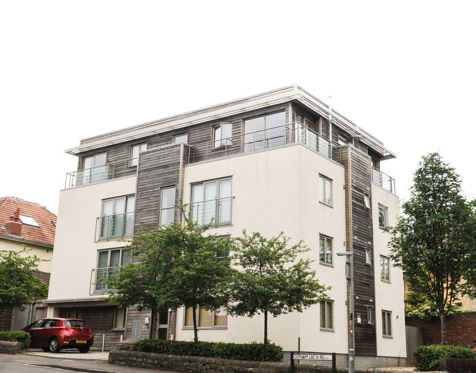 Your Stay Bristol Cotham Lawn Exterior foto